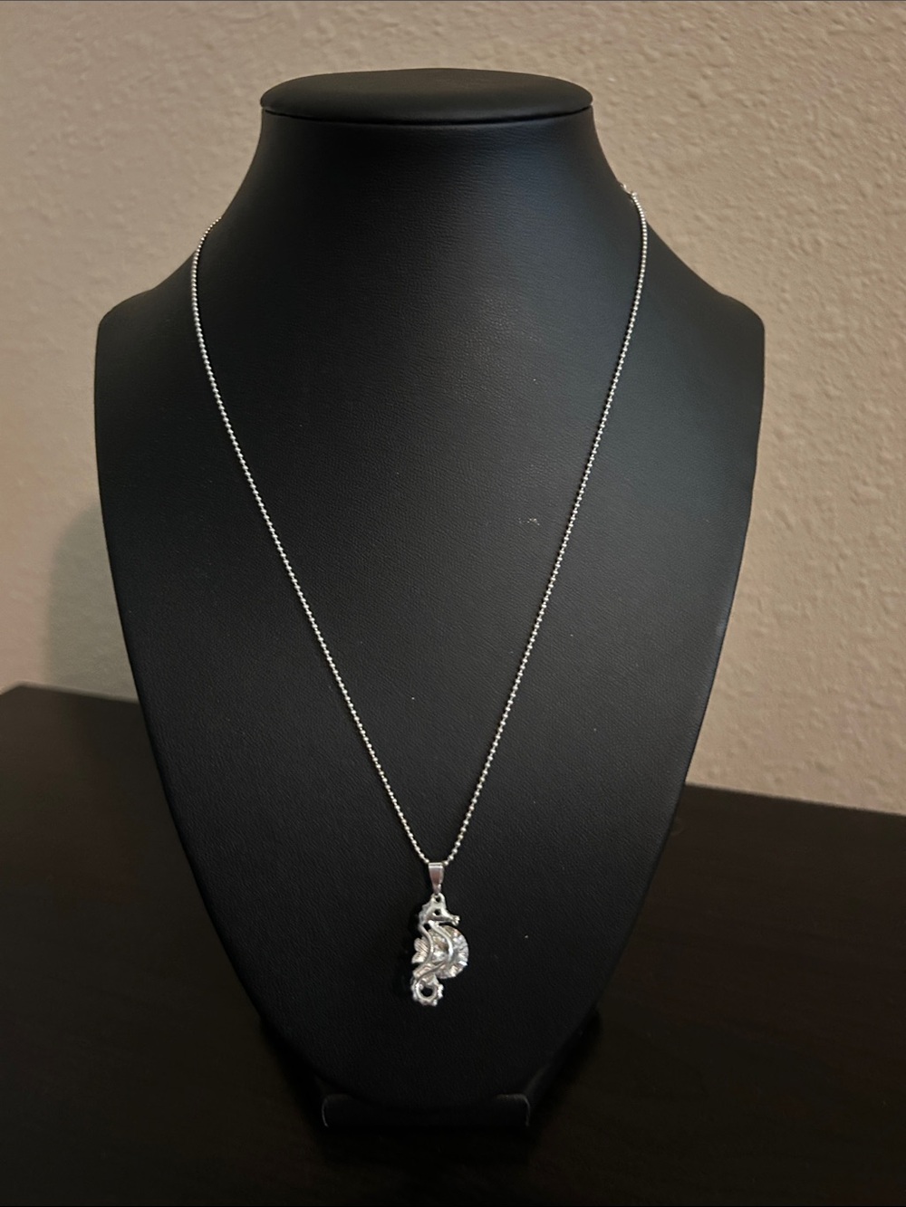 Seahorse Pendant Necklace